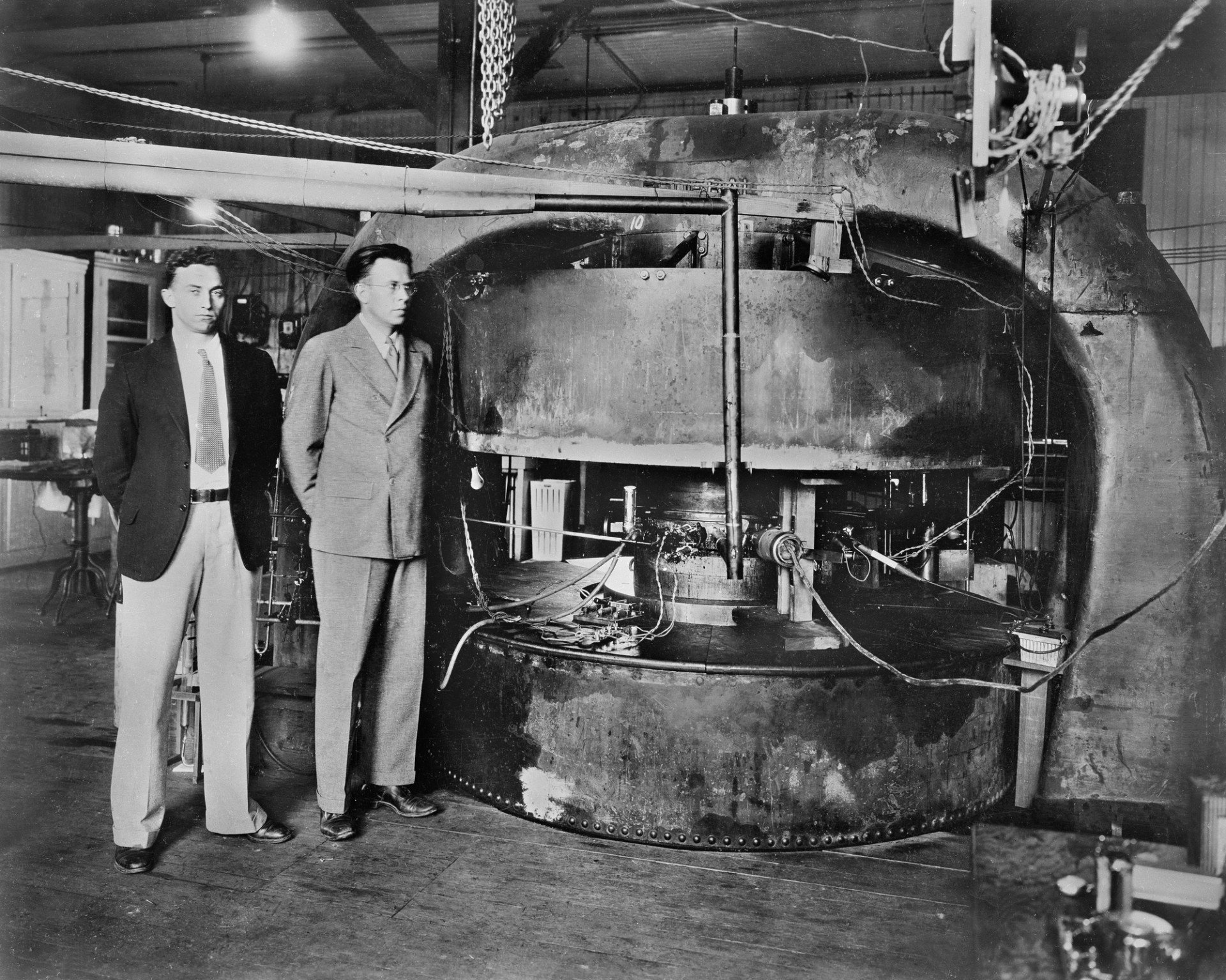 M.S. Livingston and Ernest Lawrence beside the 27-inch cyclotron, built in 1934