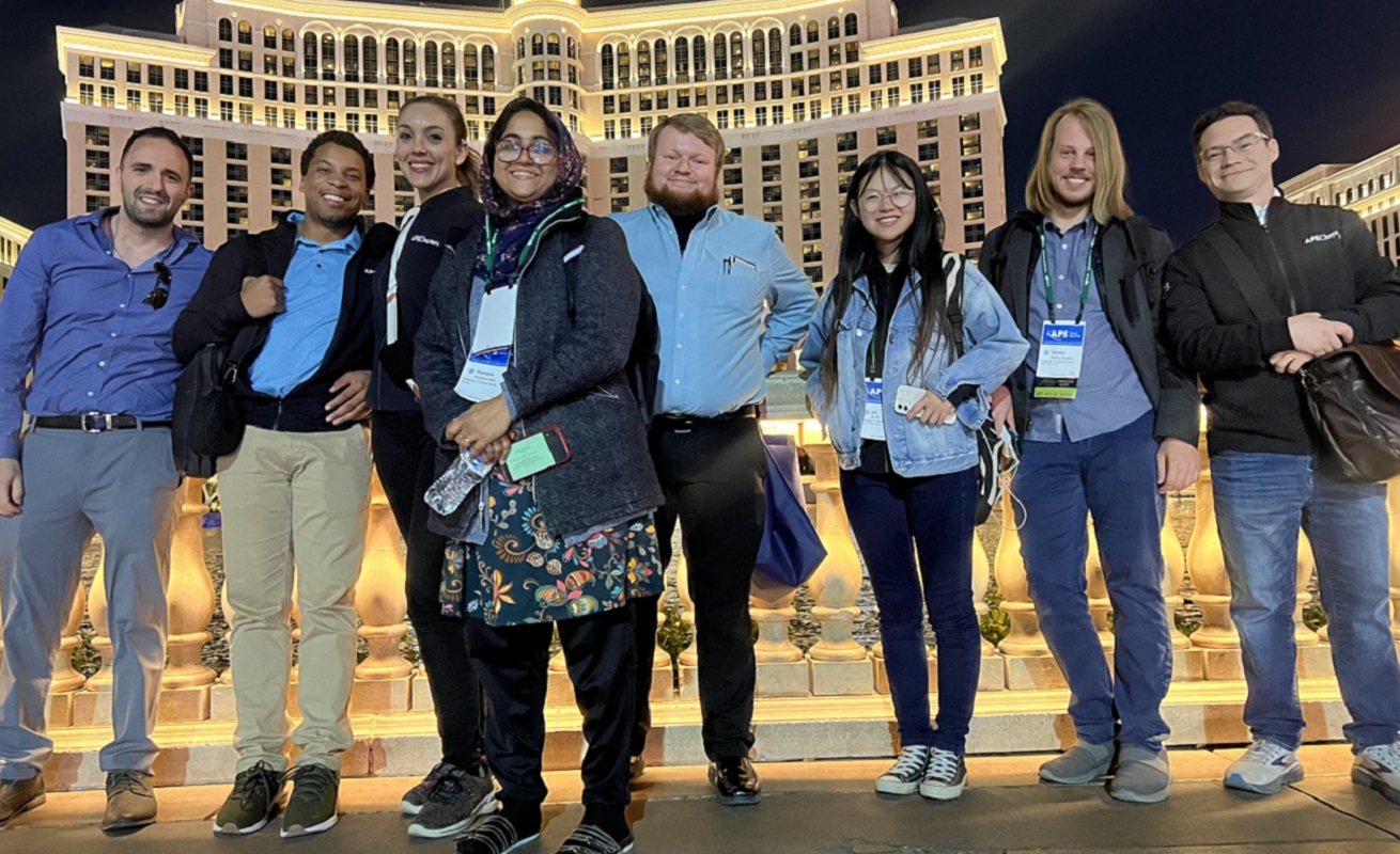 APS Chapter at UCF students at March Meeting 2023 in Las Vegas, Nevada