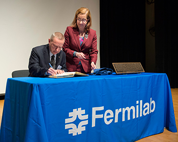 Fermilab Director Nigel Lockyer with APS Vice President Laura Greene at the APS Historic Site presentation ceremony on June 10, 2015.