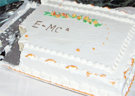 E=mc2 cake